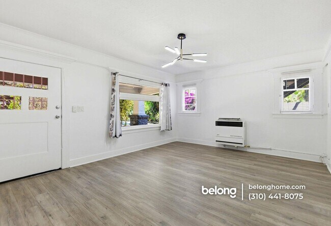 Foto del edificio - 1478 W Vernon Ave