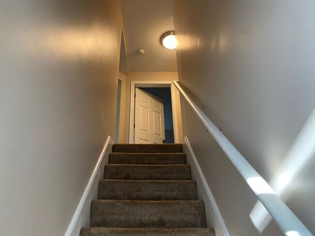Building Photo - 35 West Locust Street, Mechanicsburg, PA 1...