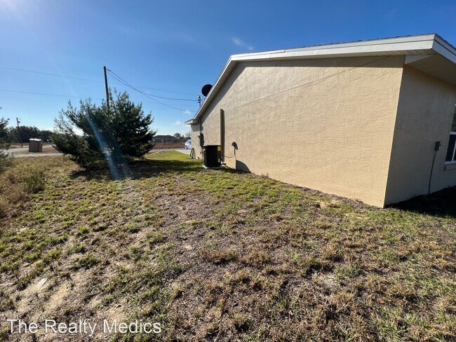 Building Photo - 3 br, 2 bath House - 399 Malauka Loop