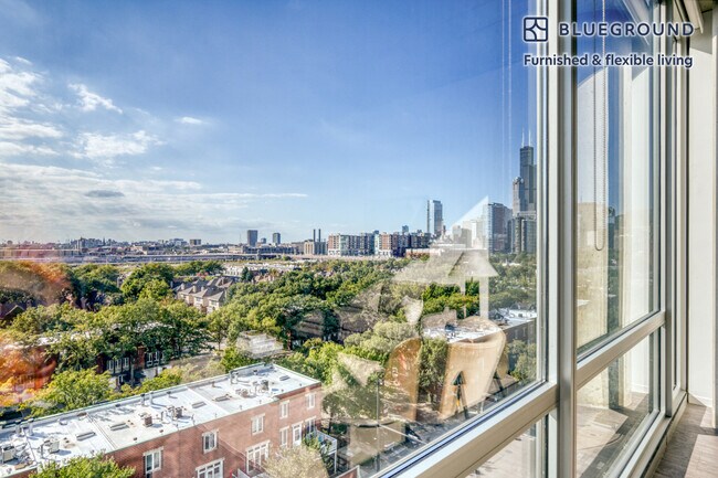 Foto del edificio - 1401 S State St