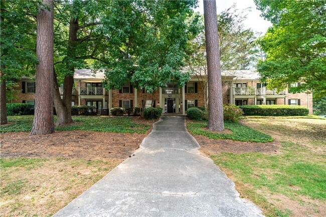 Foto del edificio - 3650 Ashford Dunwoody Rd NE