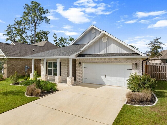 Foto del edificio - 93 Eagles Nest Dr