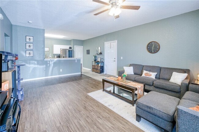 Foto del edificio - 1040 Hancock Creek S Blvd