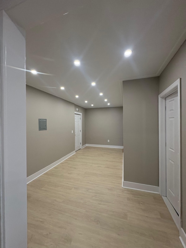 Building Photo - 38 Winans St