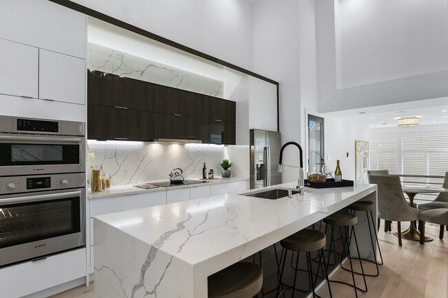 Building Photo - Private Double Decker Rooftop! - Modern Lu...