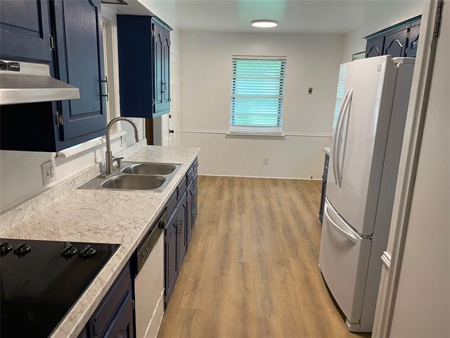 Foto del edificio - 3253 Spruce Valley Ln
