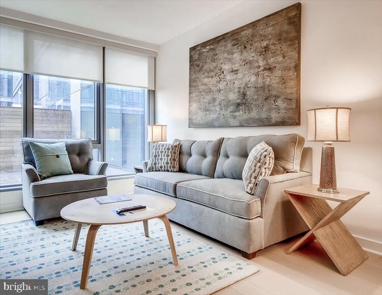 Foto principal - 28 K St SE