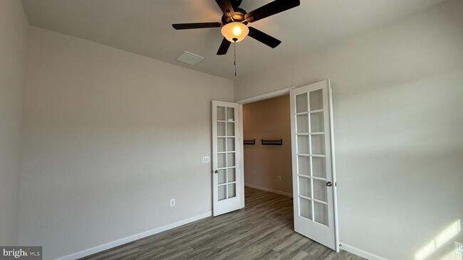 Foto del edificio - 7515 Oakham Dr