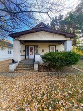 Building Photo - 827 Jefferson Ave