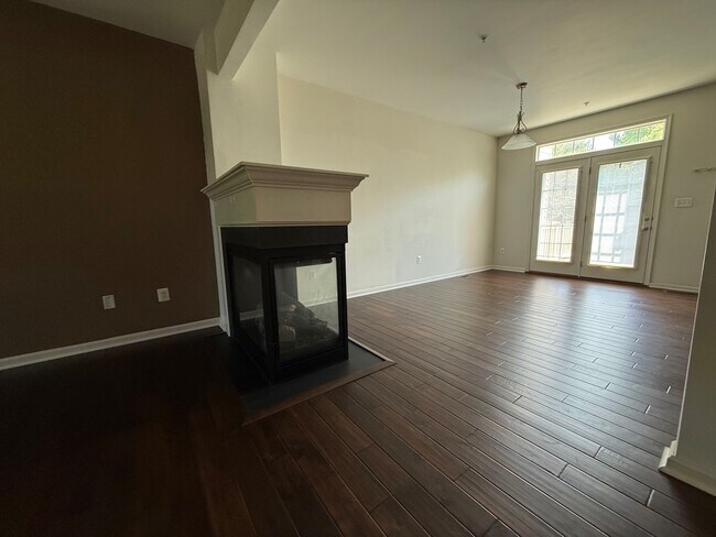 Building Photo - 951 Hall Station Dr