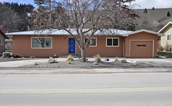 Building Photo - 2409 Duncan Dr