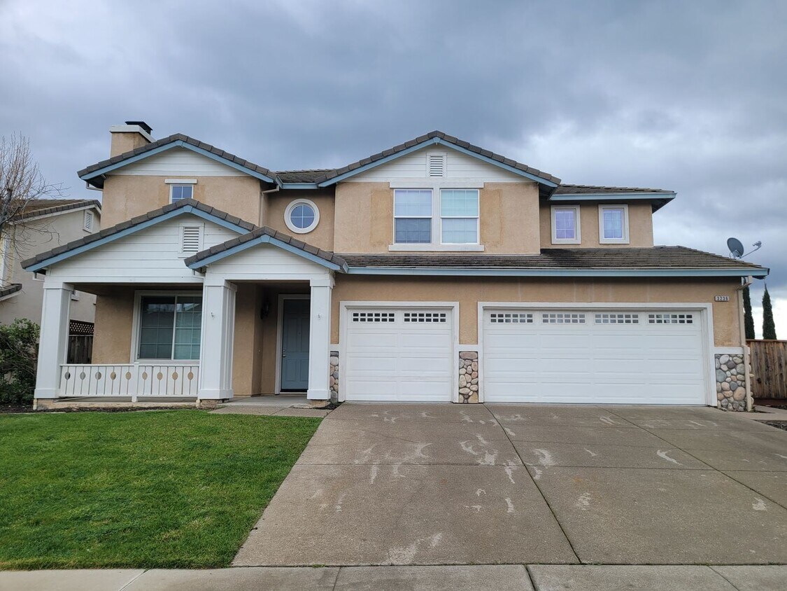 Foto principal - Must See! Move-In Ready House for Rent