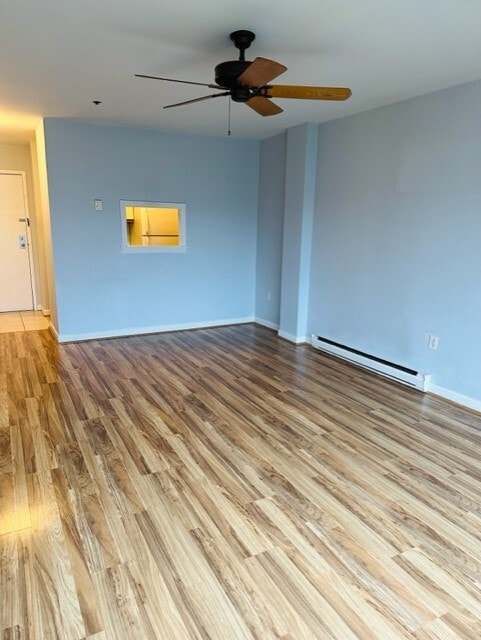 Living/dining room - 148 Breakwater Dr