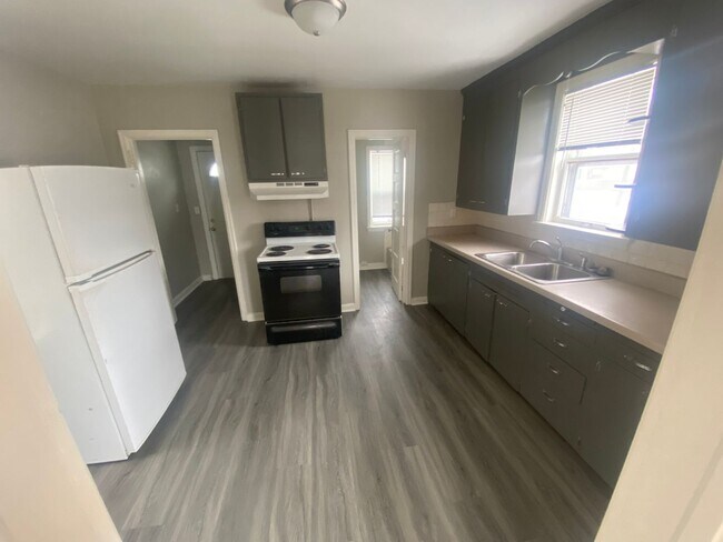 Foto del edificio - 3151 Vernon St