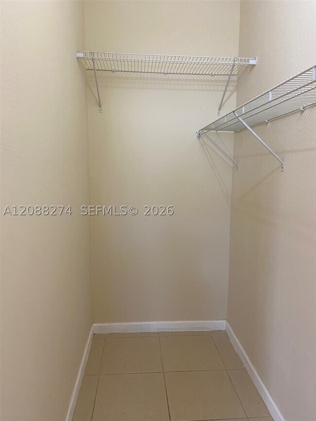 Foto del edificio - 16945 SW 90th Terrace Cir