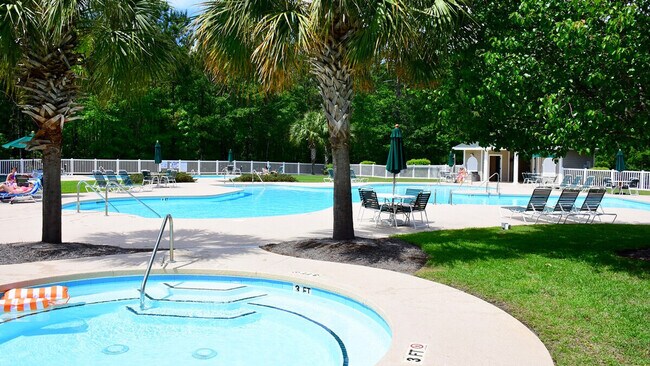 Building Photo - 1041 Blue Stem Dr