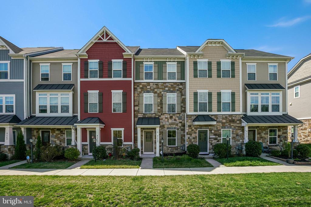 Foto principal - 41755 McMonagle Square