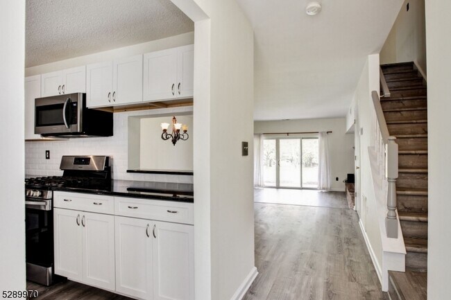 Building Photo - 3407 Pinhorn Drive