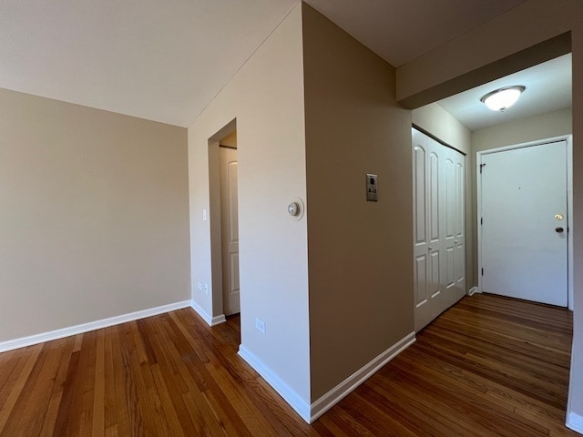 Building Photo - 1415 W Lunt Ave
