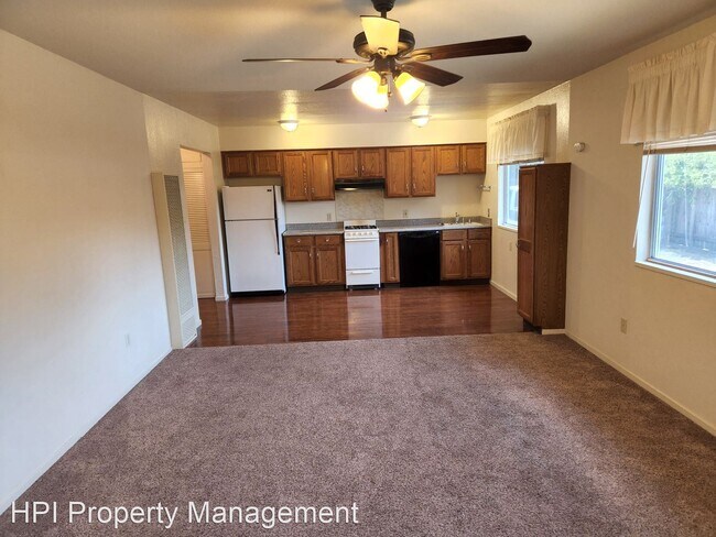 Building Photo - 2 br, 1 bath House - 1826 West Ave
