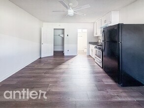 Building Photo - 9014 Orion Ave