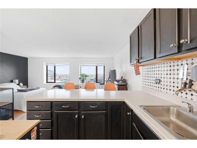 Foto del edificio - 15 S 1st St