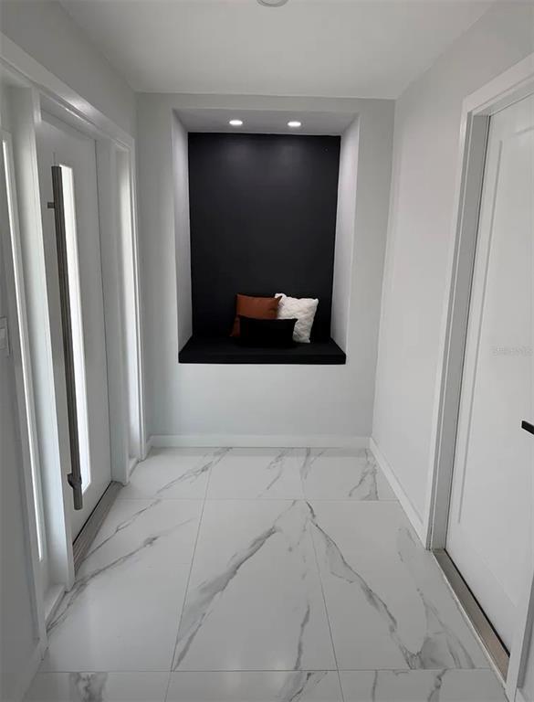 Foto del edificio - 1359 40th Ave NE