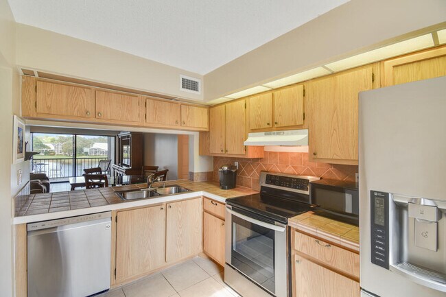Foto del edificio - 12829 Briarlake Dr