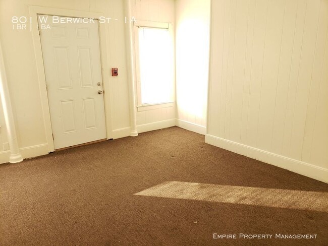 Building Photo - 1 Bedroom on 1st Floor in South Easton