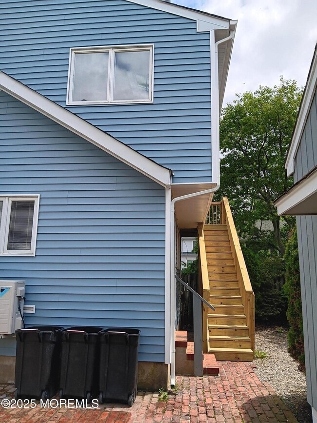 Building Photo - 28 Waterview Way