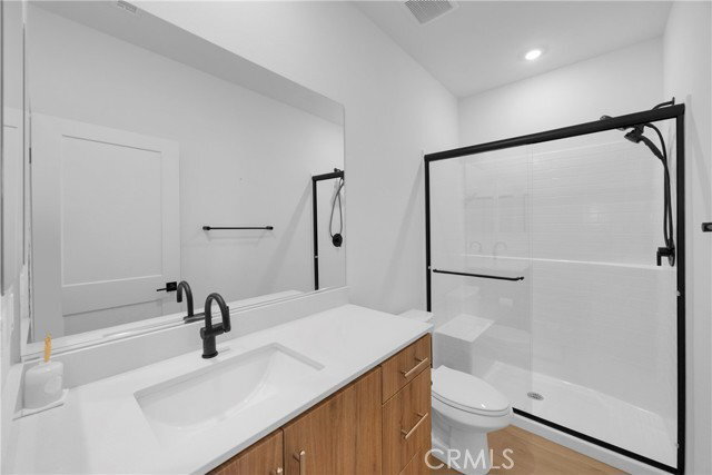 Building Photo - 32078 Paseo Vibrantre