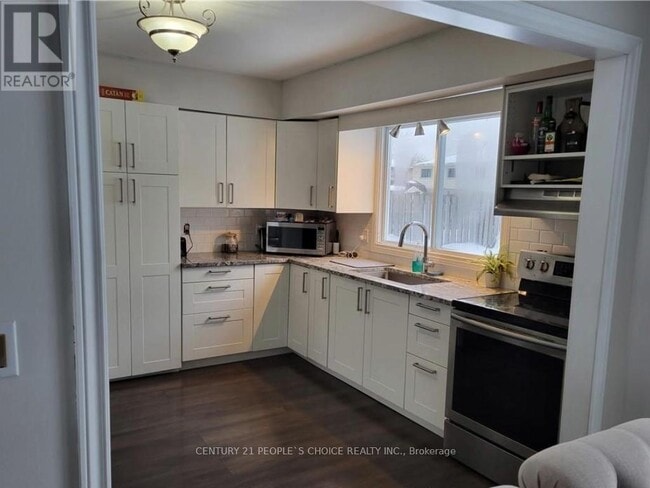 Building Photo - 8166 Paddock Trail Dr