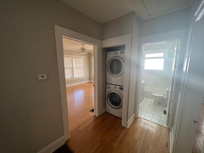 Foto del edificio - 406 Parkway Dr NE