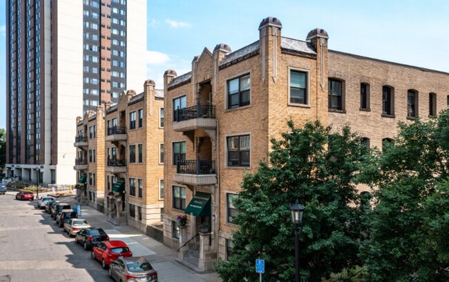 Foto del interior - 225–233 Oak Grove – Oak Grove Downtown