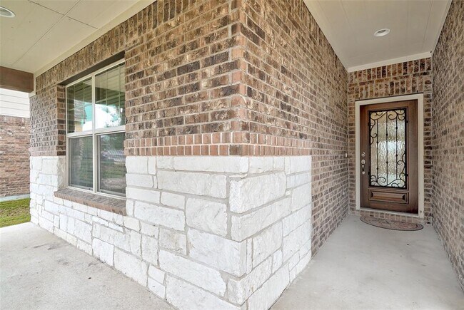Building Photo - 3315 De Soto Loop