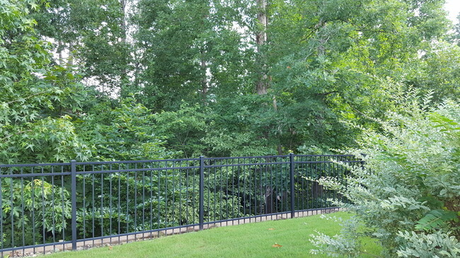 Foto del edificio - Wonderful 3BR/2.5BA town home in popular H...