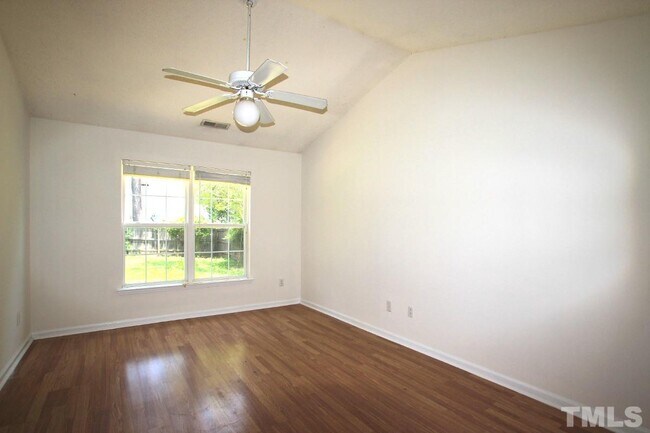 Building Photo - 5219 Eagles Landing Dr