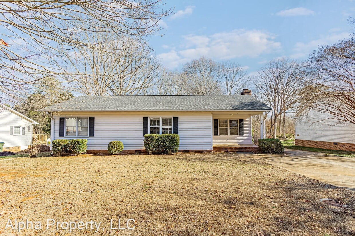 Primary Photo - 3 br, 2 bath House - 203 Willow Branch Dr