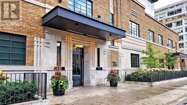 Photo du bâtiment - 505-1505 Richmond St W