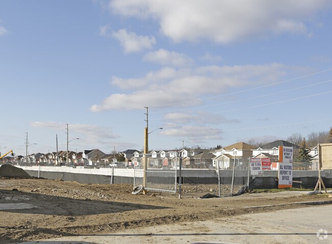 Photo du bâtiment - 772 Paisley Rd