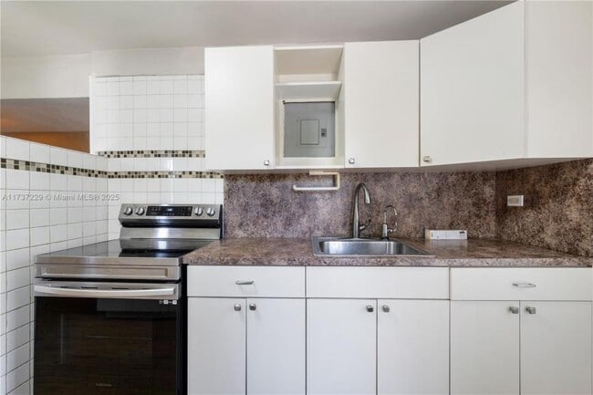 3 bedroom in Miami FL 33142 - 3 bedroom in Miami FL 33142 House