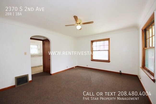 Foto del edificio - 2370 S 2nd Ave