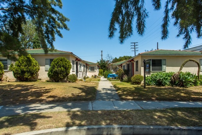 Foto principal - 2621 26th St