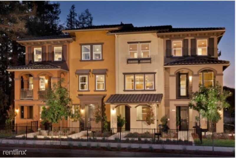 Primary Photo - 1 br, 1 bath Townhome - 491 La Scena Pl