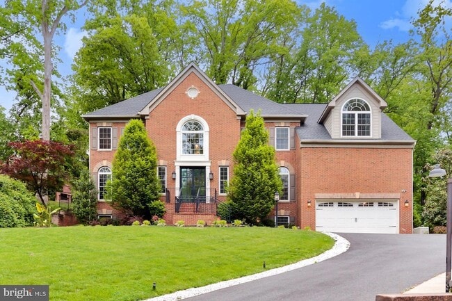 Building Photo - 6526 Dearborn Dr