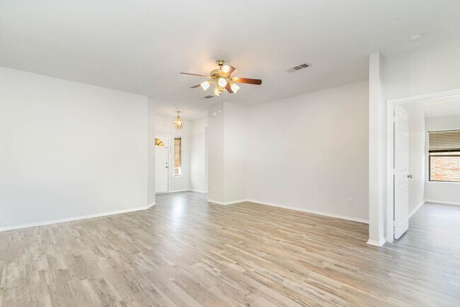 Foto del edificio - Modern Single-Story Home with Spacious Layout