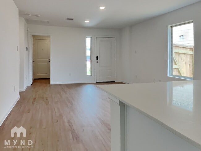Building Photo - 18515 Cepagatti Dr