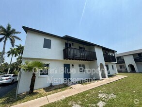 Building Photo - 3754 Lora St