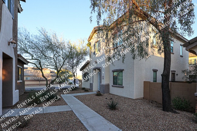 Foto del edificio - 22076 N 103rd Ln