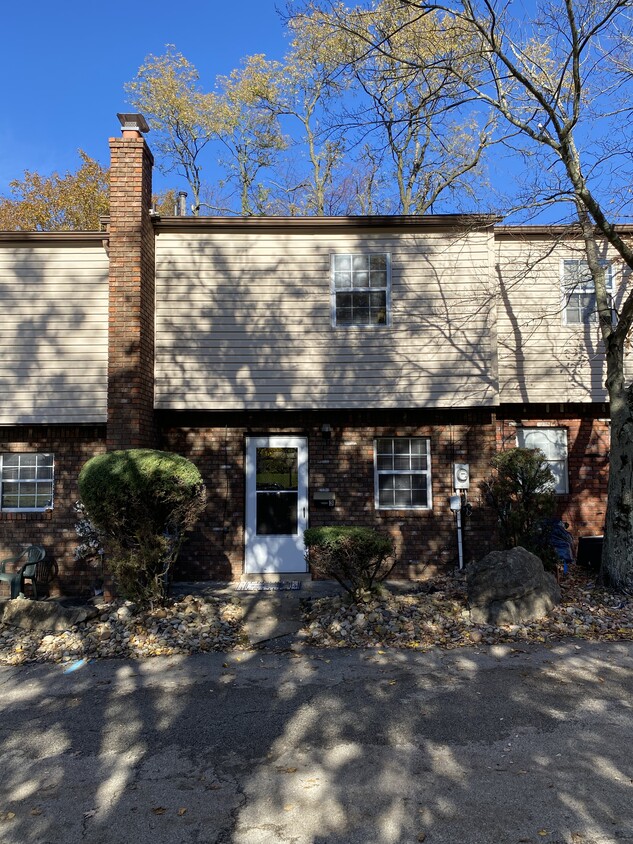 116 Central Ave, North Versailles, PA 15137